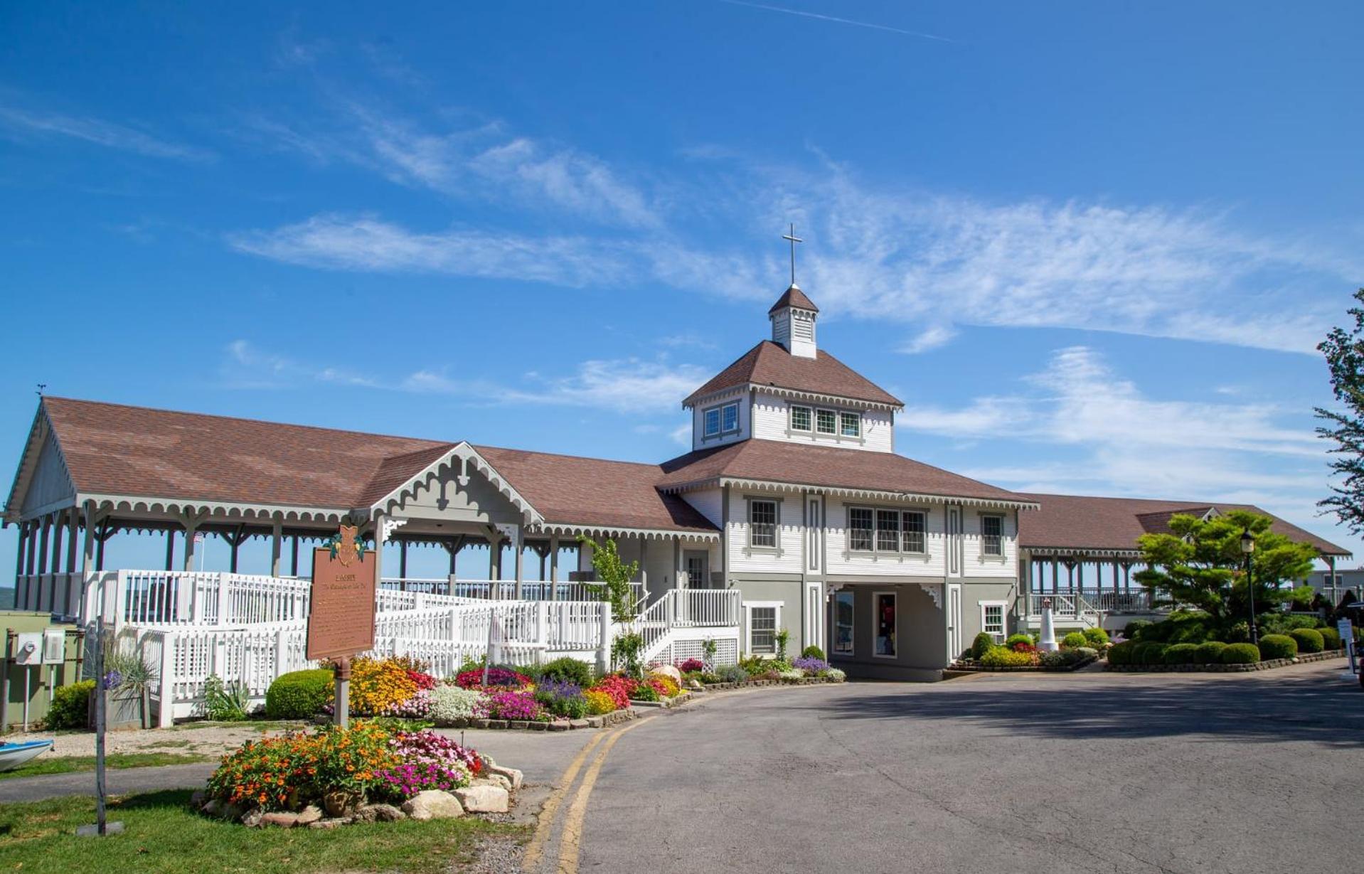 The Fountain Inn Lakeside Marblehead Exterior foto